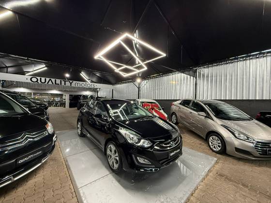 HYUNDAI I30 1.8 MPI 16V GASOLINA SÉRIE LIMITADA 4P AUTOMATICO HYUNDAI I30 1.8 MPI 16V GASOLINA SÉRIE LIMITADA 4P AUTOMATICO